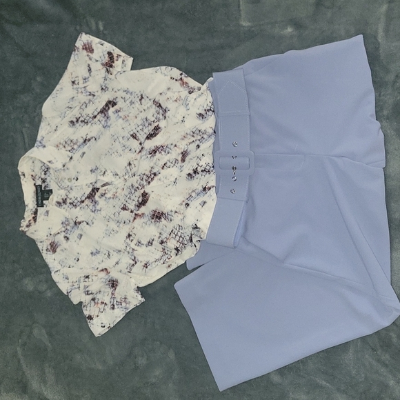 NWOT Gianni Bini, size 0, Light Blue, Cropped, Wide Leg, High Ride Gaucho - Picture 2 of 8